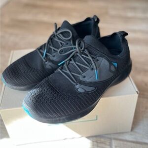 Men's Black Athletic Shoes